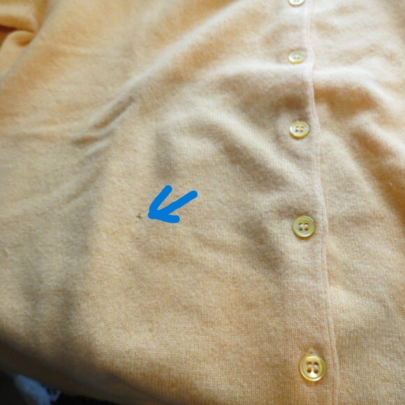 Pure Collection 100% Cashmere Cardigan Sweater Apricot Color Size 12 Flaw - Picture 12 of 12